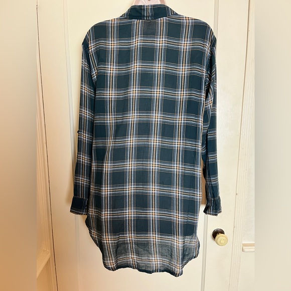 Sundry for Evereve Forest Green Plaid Tunic Shirt with Heart and High-Low Hem - Picture 5 of 7